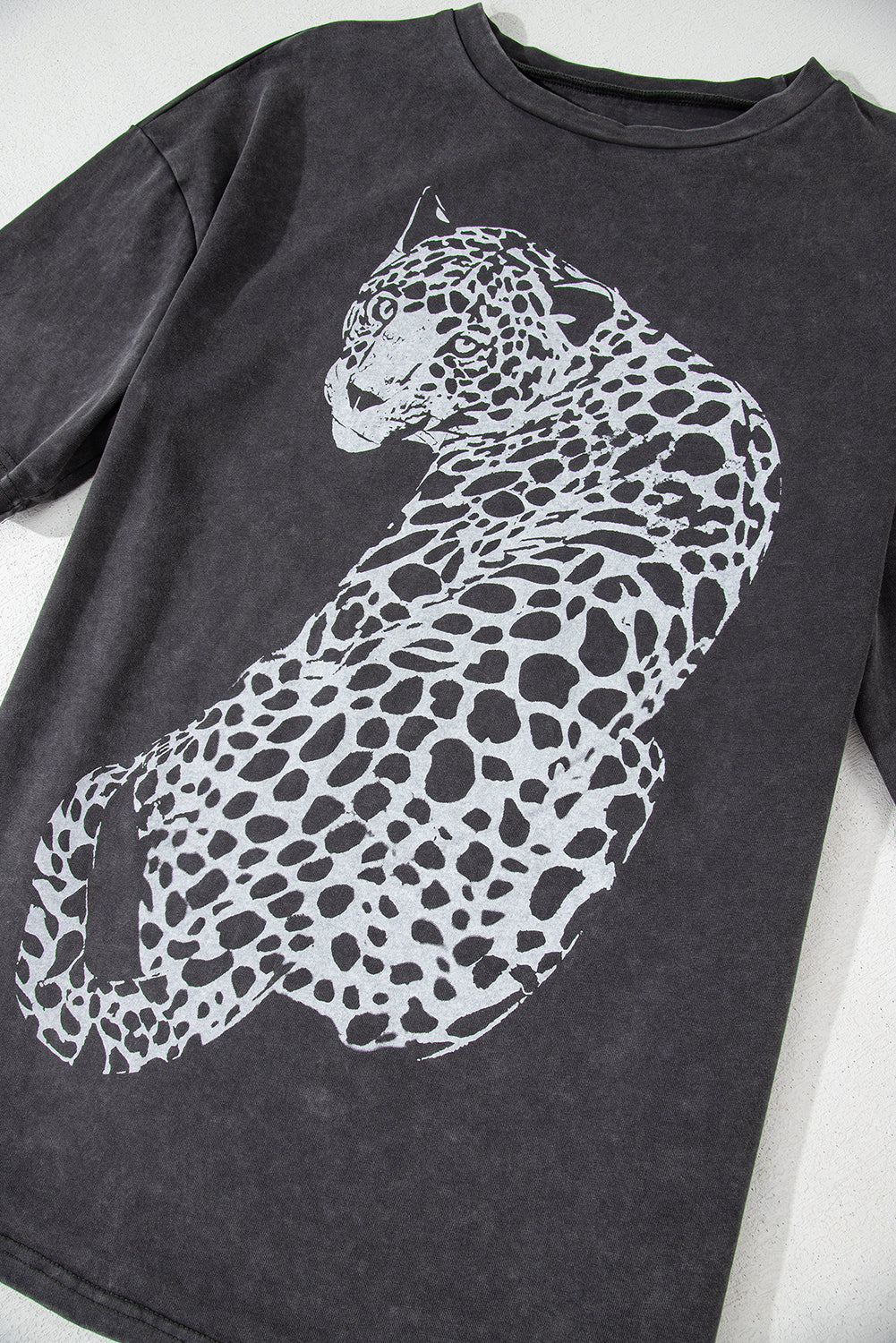 Vintage cheetah graphic tee