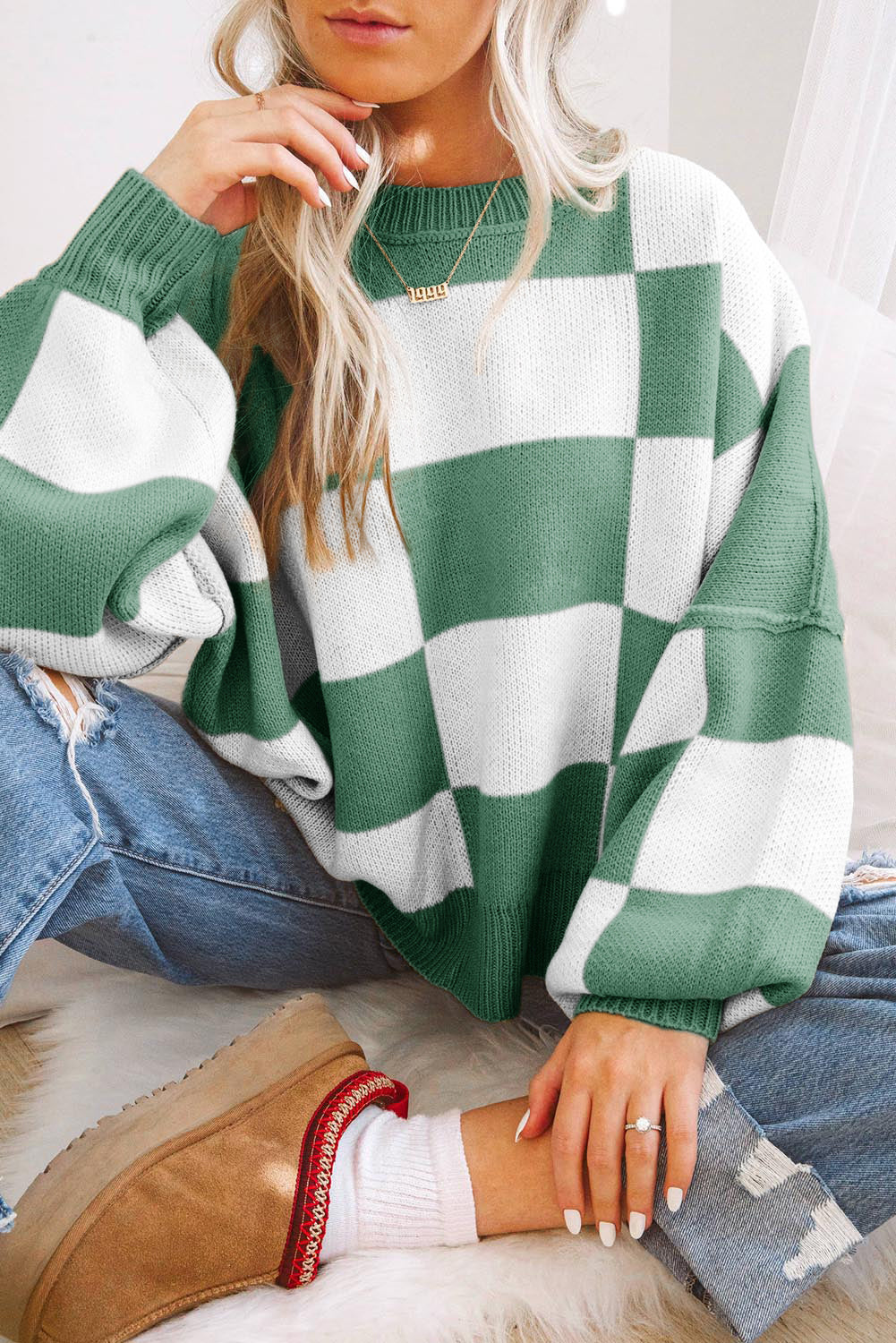Checkered sweater (khaki or green)