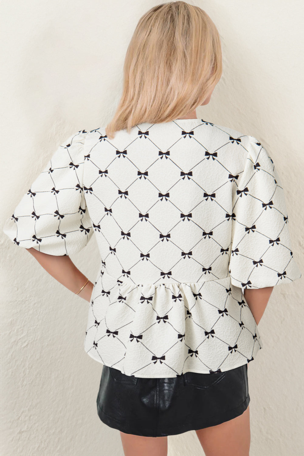 Bow print bubble sleeve top
