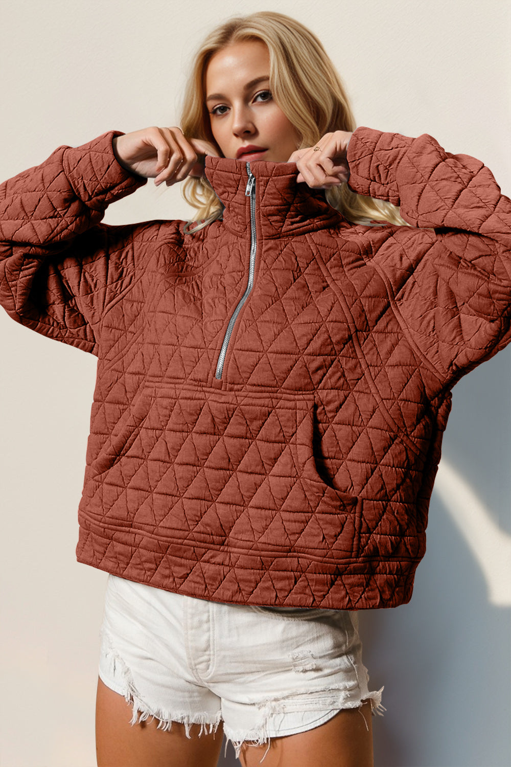 Quilted sweatshirt with pocket (various colors)